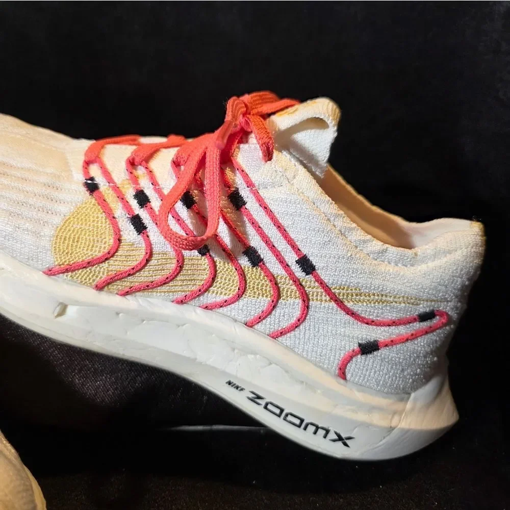 Nike Womens 5.5